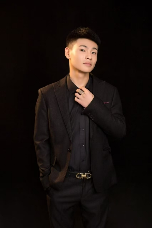 刘小船的第一张照片--唐山相亲服务中心