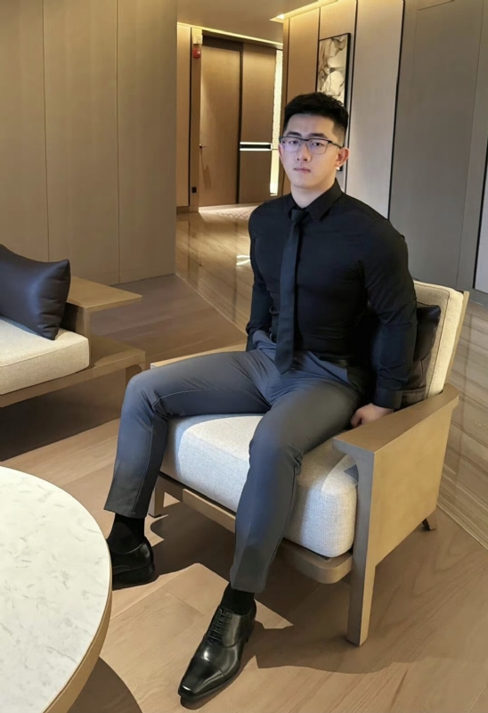 李寒外改英文可家的第一张照片--唐山相亲服务中心